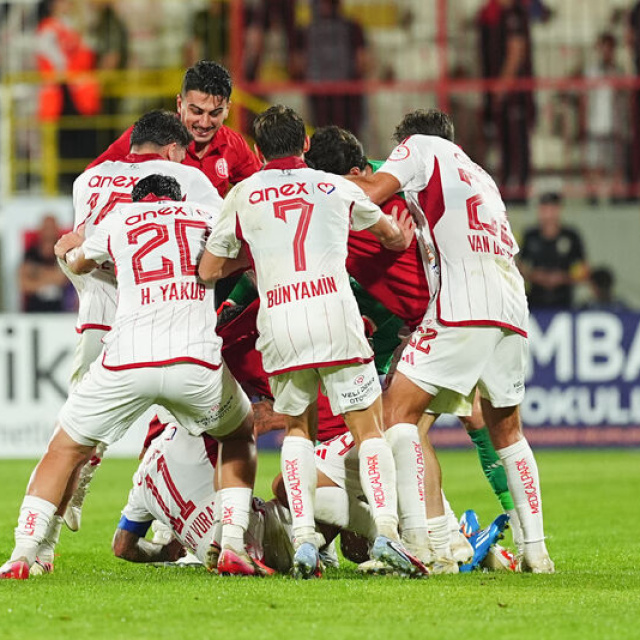Antalyaspor 90+3'te kazandı!