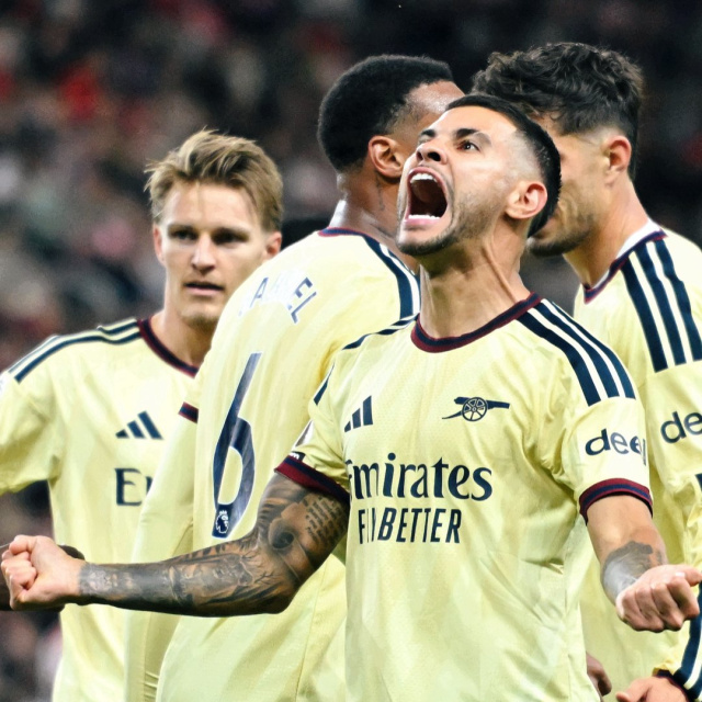 Arsenal 4'te 4 yaptı!