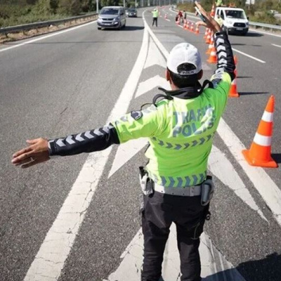 İstanbul'da bazı yollar trafiğe kapatılacak