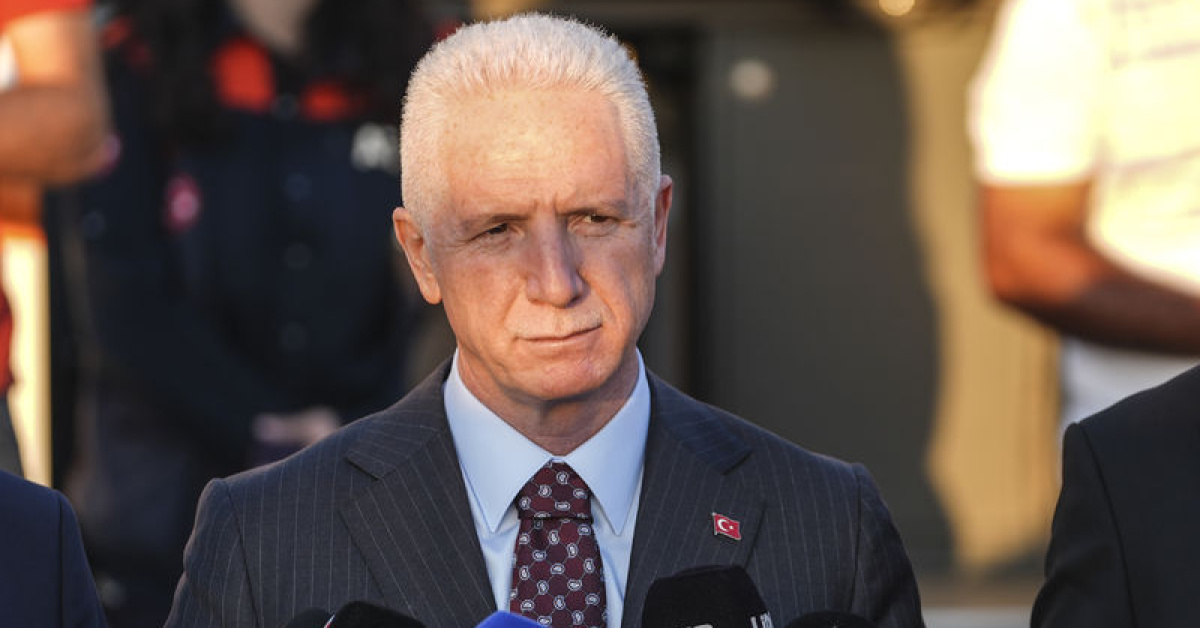 İstanbul Valisi Gül'den Özgür Özel'e 'Üsküdar' yanıtı