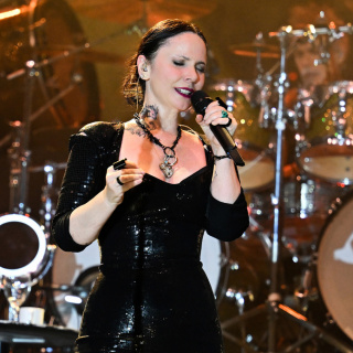 Şebnem Ferah'ın yeni konser tarihleri açıklandı