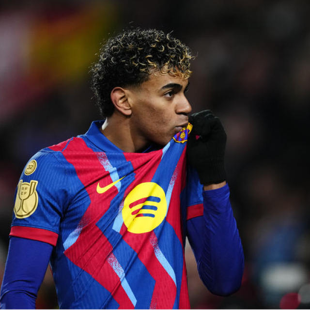 Barcelona doludizgin ilerliyor!