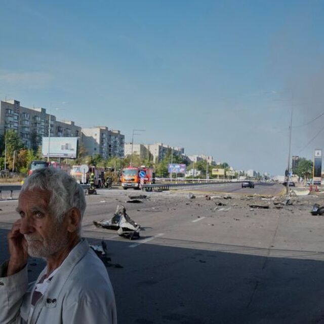 Rusya, Ukrayna'nın demir yoluna saldırdı
