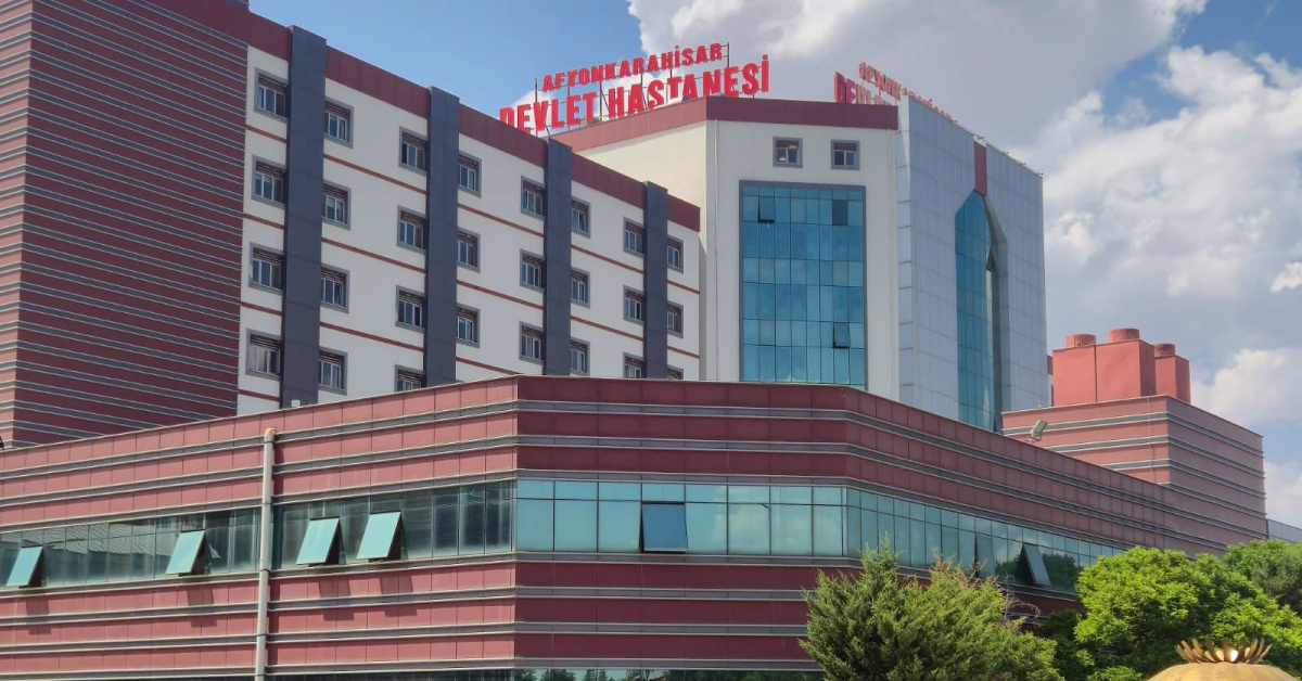Afyonkarahisar Devlet Hastanesi'nde ikinci dalga operasyon: Doktorların da aralarında bulunduğu 15 gözaltı