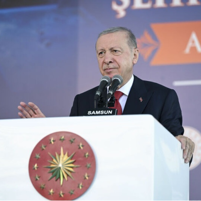 Cumhurbaşkanı Erdoğan açıklamalarda bulunuyor