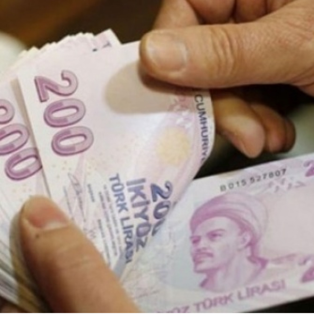 Emekliye seyyanen zam yapılacak mı?