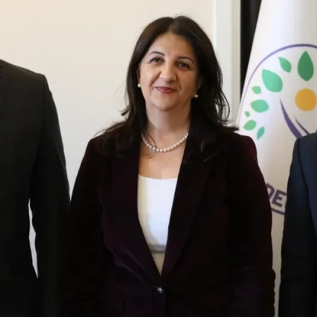 İmralı heyeti Öcalan'ın mesajını paylaştı