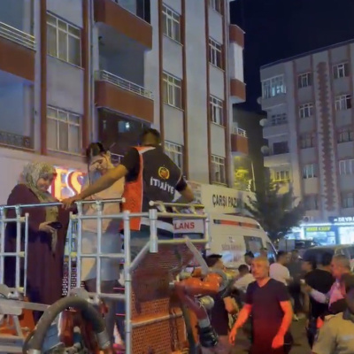 Iğdır’da yangın: 18 kişi tahliye edildi
