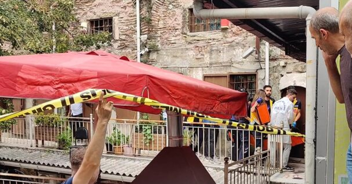 SON DAKİKA HABERLER: İstanbul'da döviz bürosunda kavga! Can kayıpları var | Son dakika haberleri