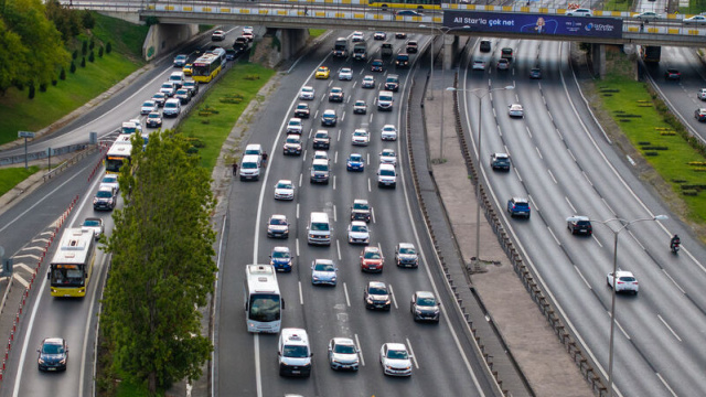 Anadolu Yakası'nda trafik kilit!