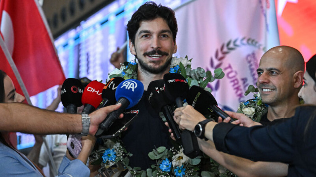 Dünya şampiyonu Ali Türkkan, yurda döndü!