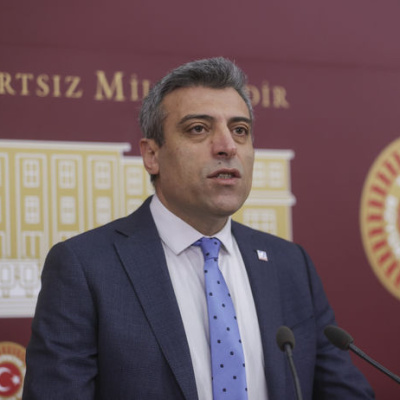 "AYM beklemek eski CHP alışkanlığı"