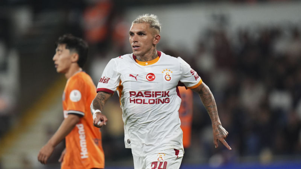 Forlan'dan Torreira'ya davet!