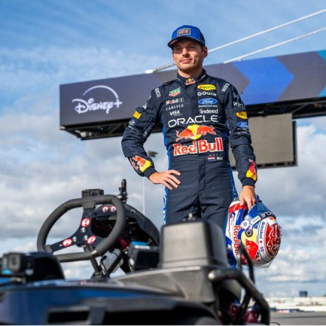 Verstappen'den 14 turluk şov!