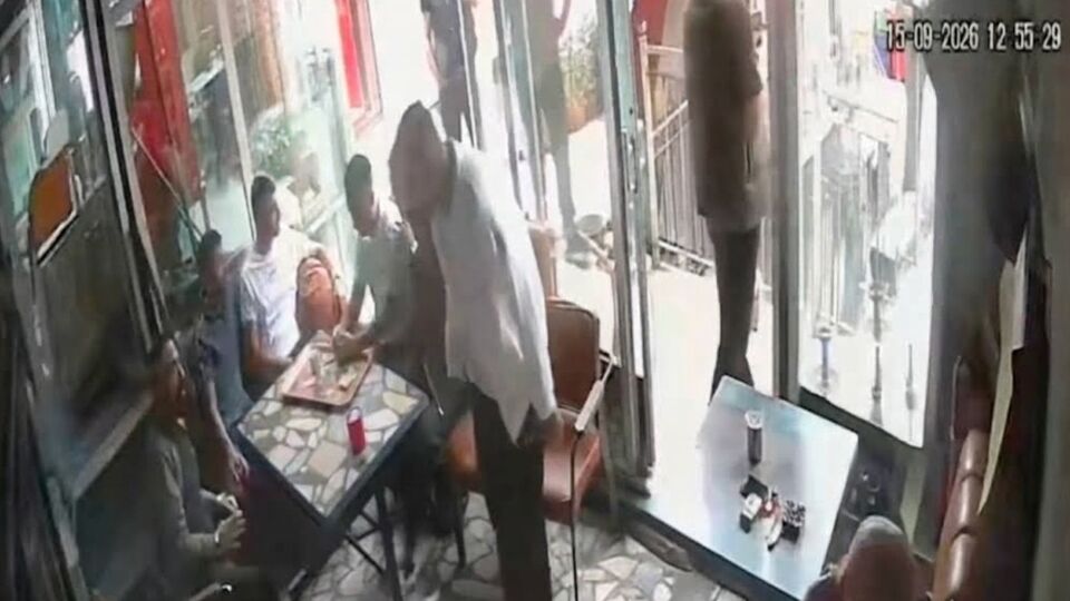 Döviz bürosundaki kanlı kavgada öldürülen iki kardeşin son görüntüleri ortaya çıktı
