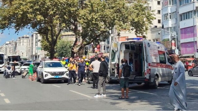 20 yaşındaki gence iki araç çarptı: Hayatını kaybetti