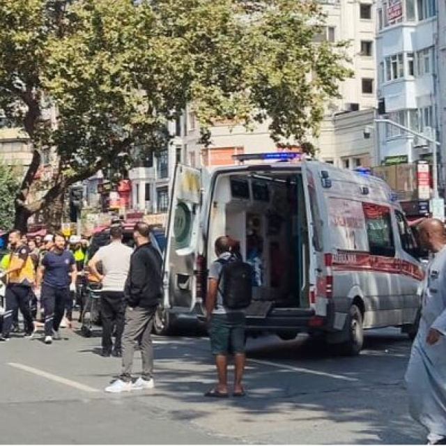 20 yaşındaki gence iki araç çarptı: Hayatını kaybetti