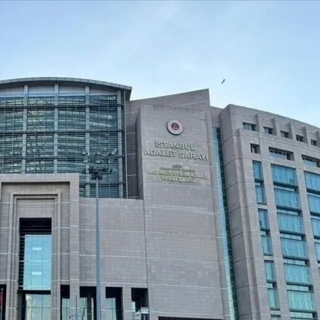 İBB'ye yönelik 'Yolsuzluk' davasında duruşma ertelendi
