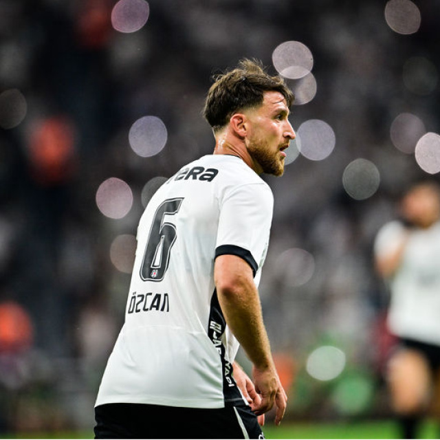 Salih Özcan'dan taraftarlara büyük övgü!