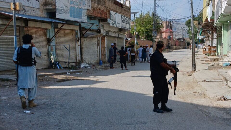 Pakistan'da bombalı saldırı