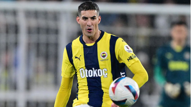 Fenerbahçe'ye Mert Müldür şoku!