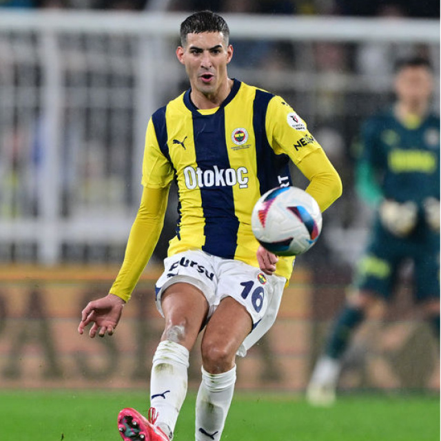 Fenerbahçe'ye Mert Müldür şoku!