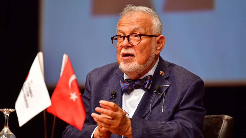 Prof. Dr. Celal Şengör'den öğrencilere 'Merak edin, öğrenin' önerisi