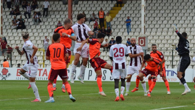 Ümraniyespor deplasmanda tek golle geçti