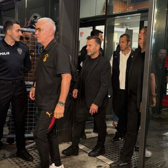 Galatasaray, Trabzon'a geldi!