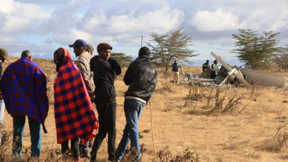 Kenya'da eğitim uçağı düştü: 2 ölü
