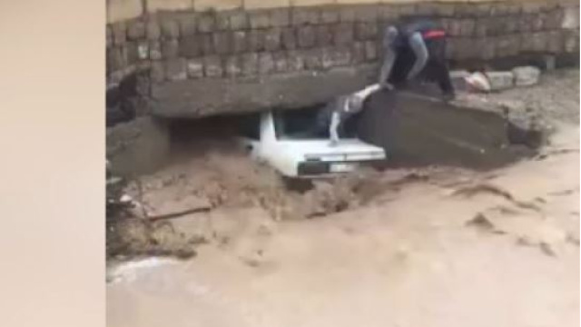 Köylülerin yardımı ile kurtarıldılar