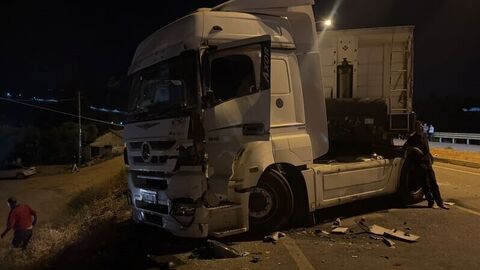 Sınır kapısında TIR şoförleri kavgası: 3 yaralı