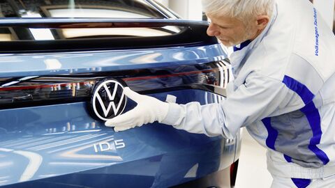 Volkswagen'de kriz derinleşiyor
