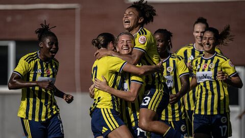 Fenerbahçe ArsaVev, derbide Beşiktaş'ı devirdi!