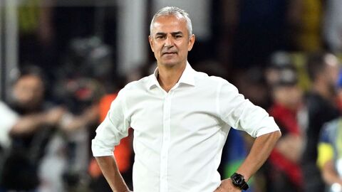 Fenerbahçe Teknik Direktörü İsmail Kartal, Eyüpspor maçı öncesinde camiaya ve