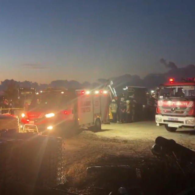 Büyükçekmece'de toprak kayması