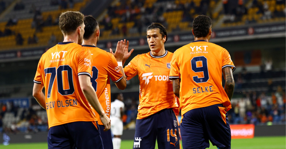 Başakşehir Gençlerbirliği MAÇ SONUCU - İşte Başakşehir Gençlerbirliği maçı özeti ve golleri (Süper Lig 6. hafta)