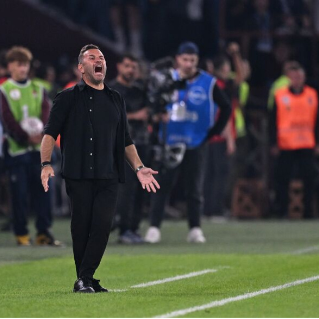"Hakem beni isteyerek attı!"