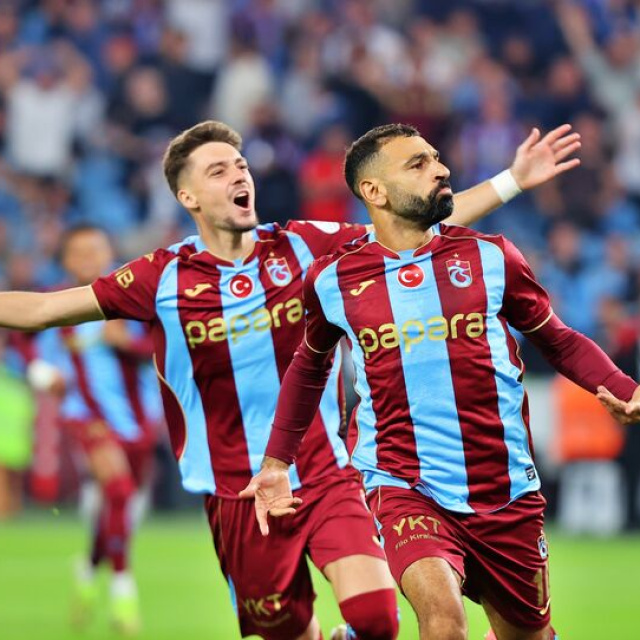 Yazarlardan Salah yorumu! "Yıktı geçti"