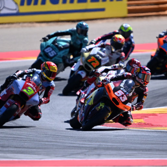 Deniz Öncü Moto2 Avusturya'da 9. oldu
