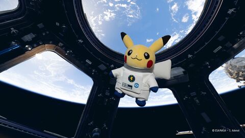 Pokémon karakteri Pikachu'nun pelüş oyuncağı, Uluslararası Uzay İstasyonu'nda (
