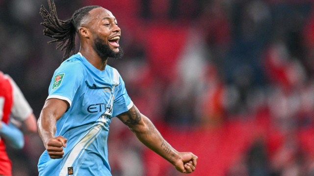 8 gollü maçta kazanan Man. City!