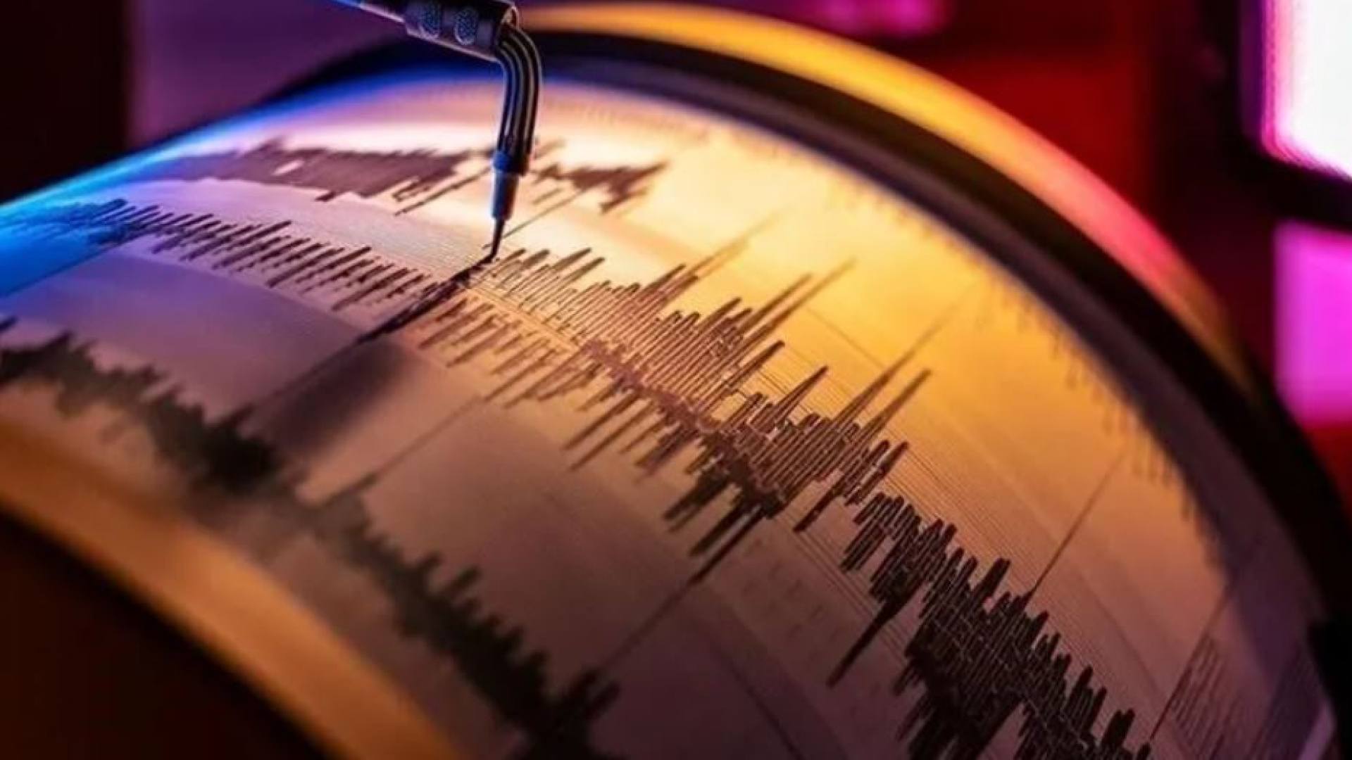 Adana Saimbeyli'de 5.0 büyüklüğünde deprem