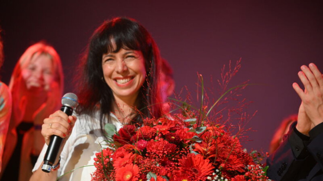 Elif Eralp kimdir?