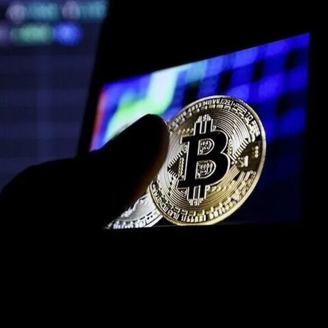 Bitcoin 8 ayın en yüksek seviyesine çıktı
