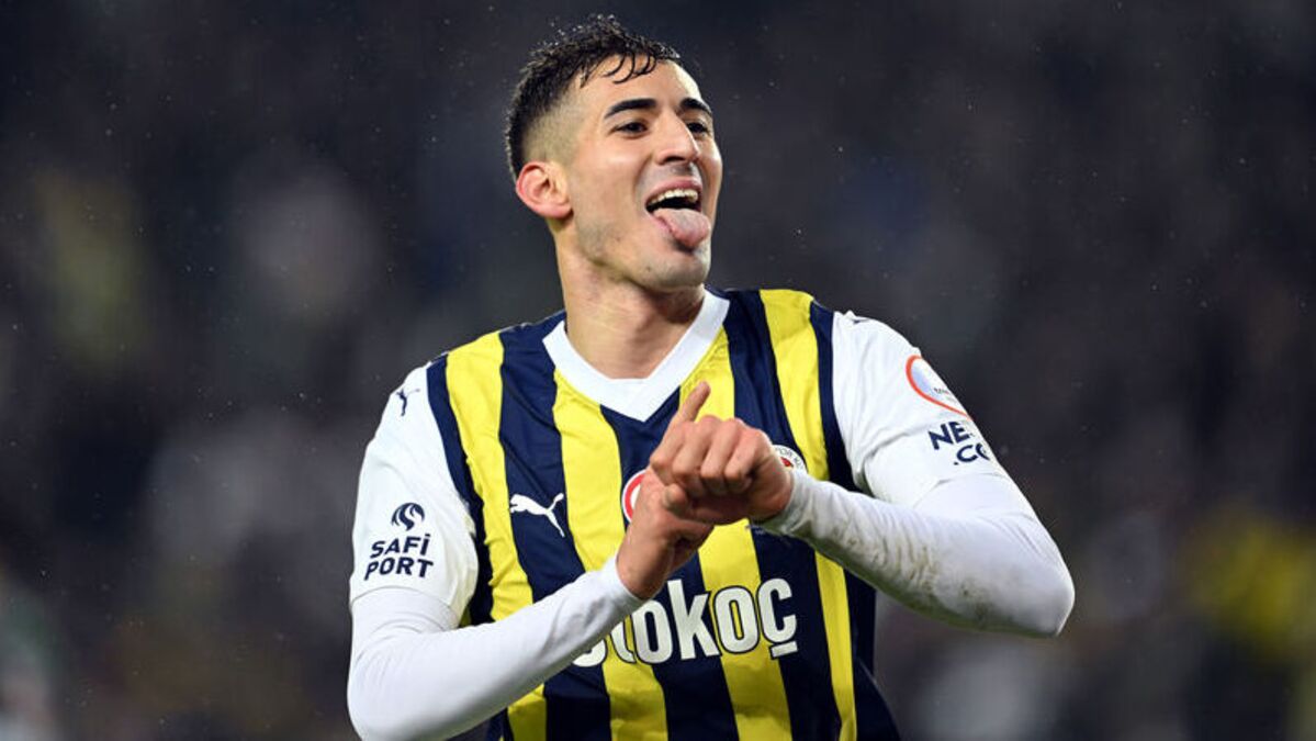 Fenerbahçe'de Mert Müldür ameliyat edildi!