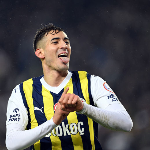 Fenerbahçe'de Mert Müldür ameliyat edildi!