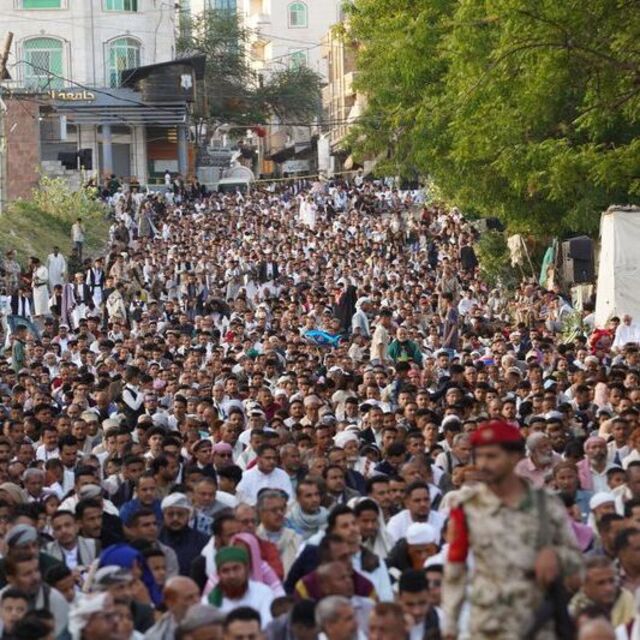 Yemen'de halk pazarında patlama