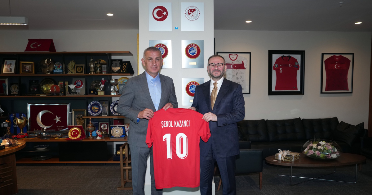 Şenol Kazancı'dan TFF'ye ziyaret!