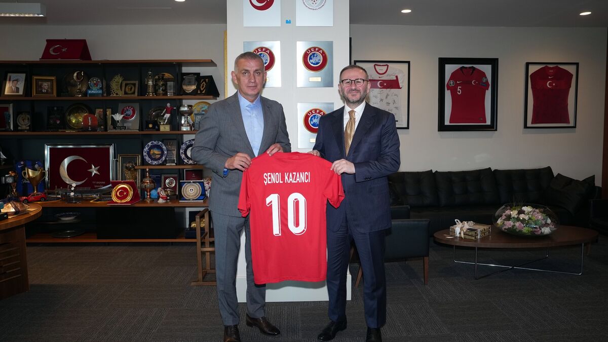 Şenol Kazancı'dan TFF'ye ziyaret!